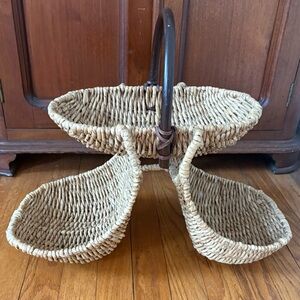 Double Woven Vintage Basket/Egg basket/Herb gathering basket